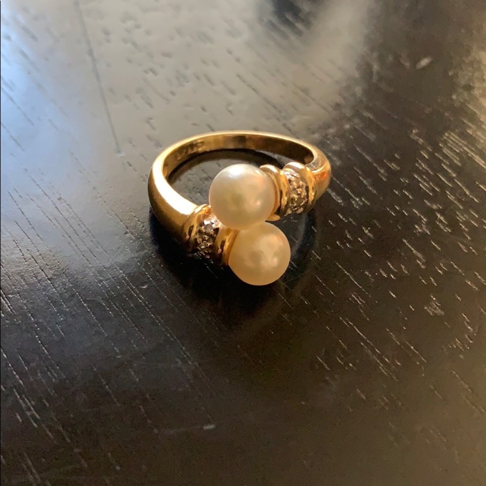 14k gold and pearl ring